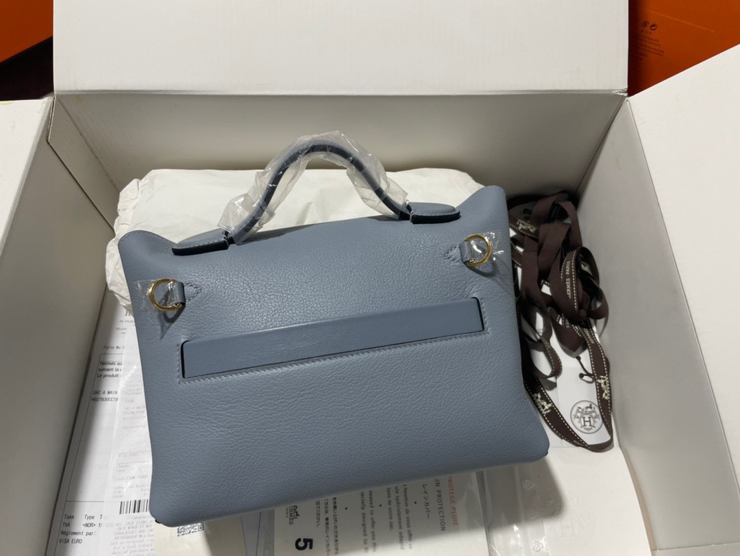 Hermes Kelly 2424 29cm Handbag in Blue Lin Clemence Leather 